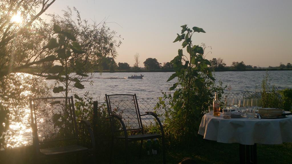 Pokoje Goscinne Aga Widuchowa Buitenkant foto